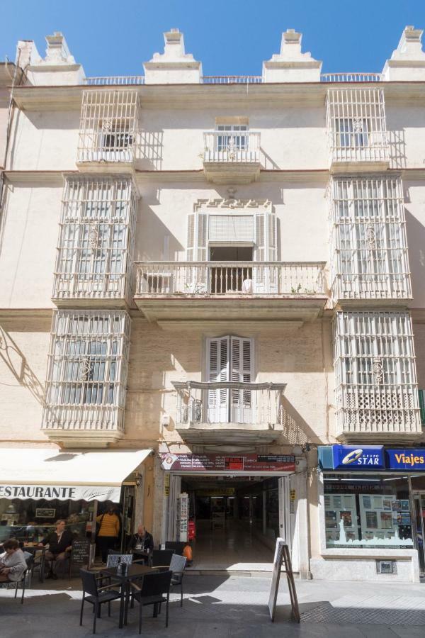 Apartamento La Galeria De San Antonio カディス エクステリア 写真